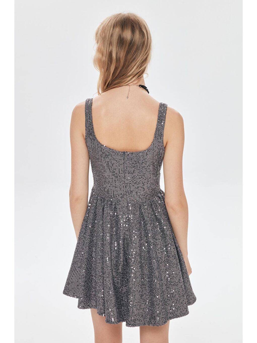 Payet Detaylı Mini Elbise Gri-4