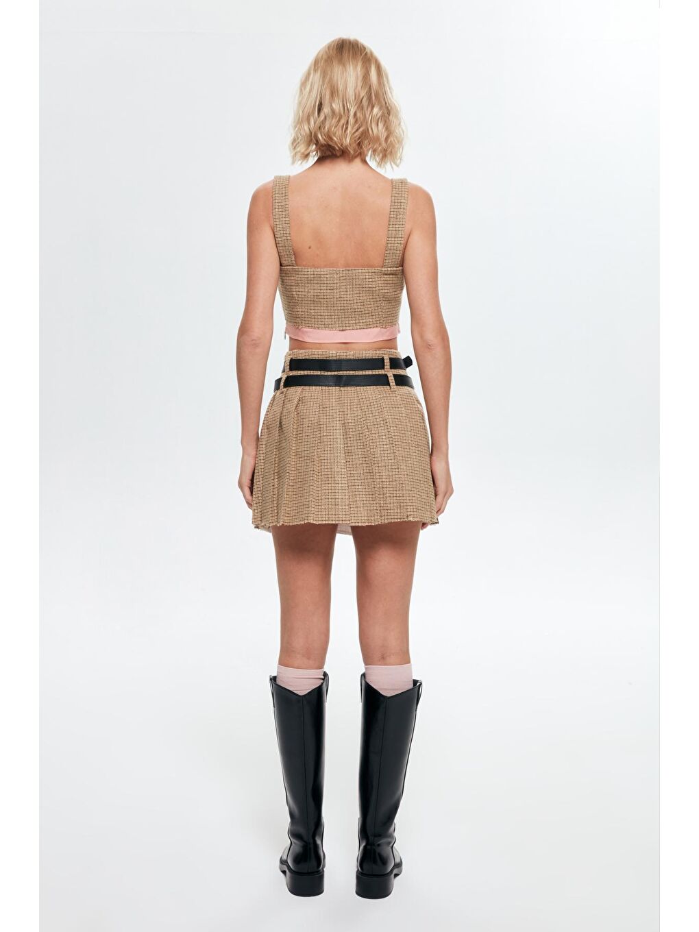 Garni Detaylı Ekoseli Bluz Bej-4