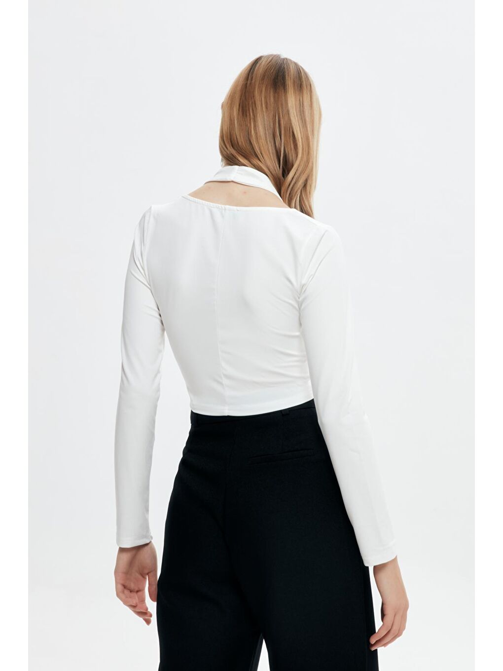 Yaka Detaylı Bluz Ekru-4