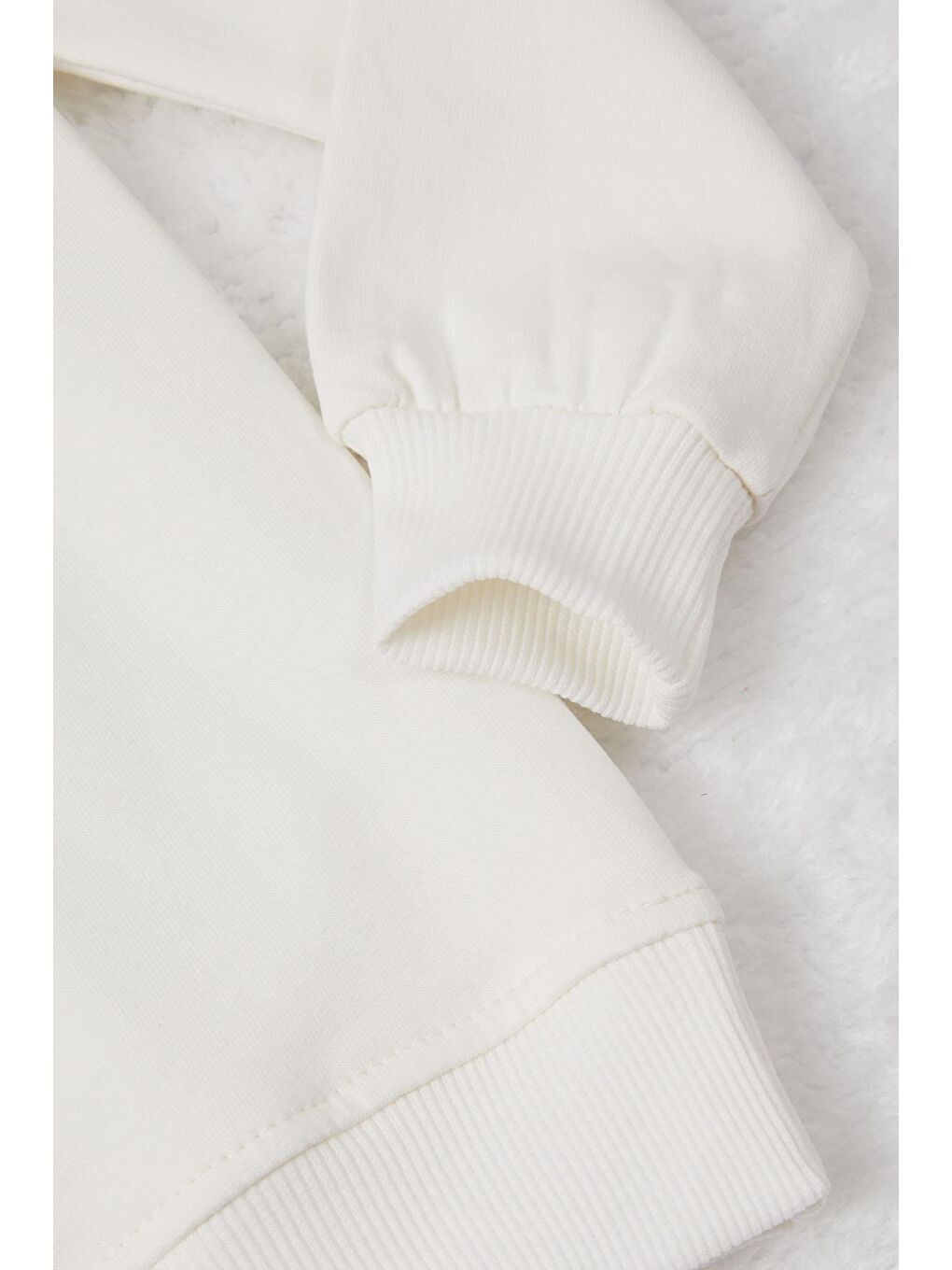 Ekru Tavşan Nakışlı Yazılı Kız Çocuk Sweatshirt 16946-2