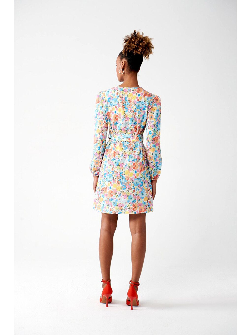 Pembe Uzun Kollu Bisiklet Yaka Baskılı Elbise-3