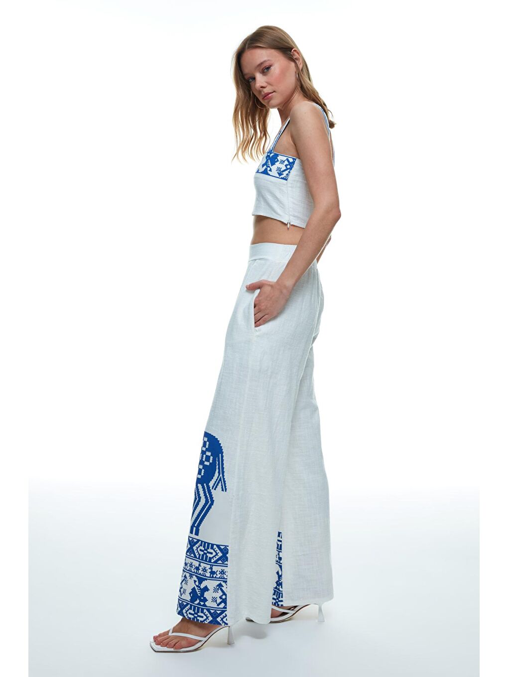 Renkli Desenli Geniş Paça Pantolon Ekru-2