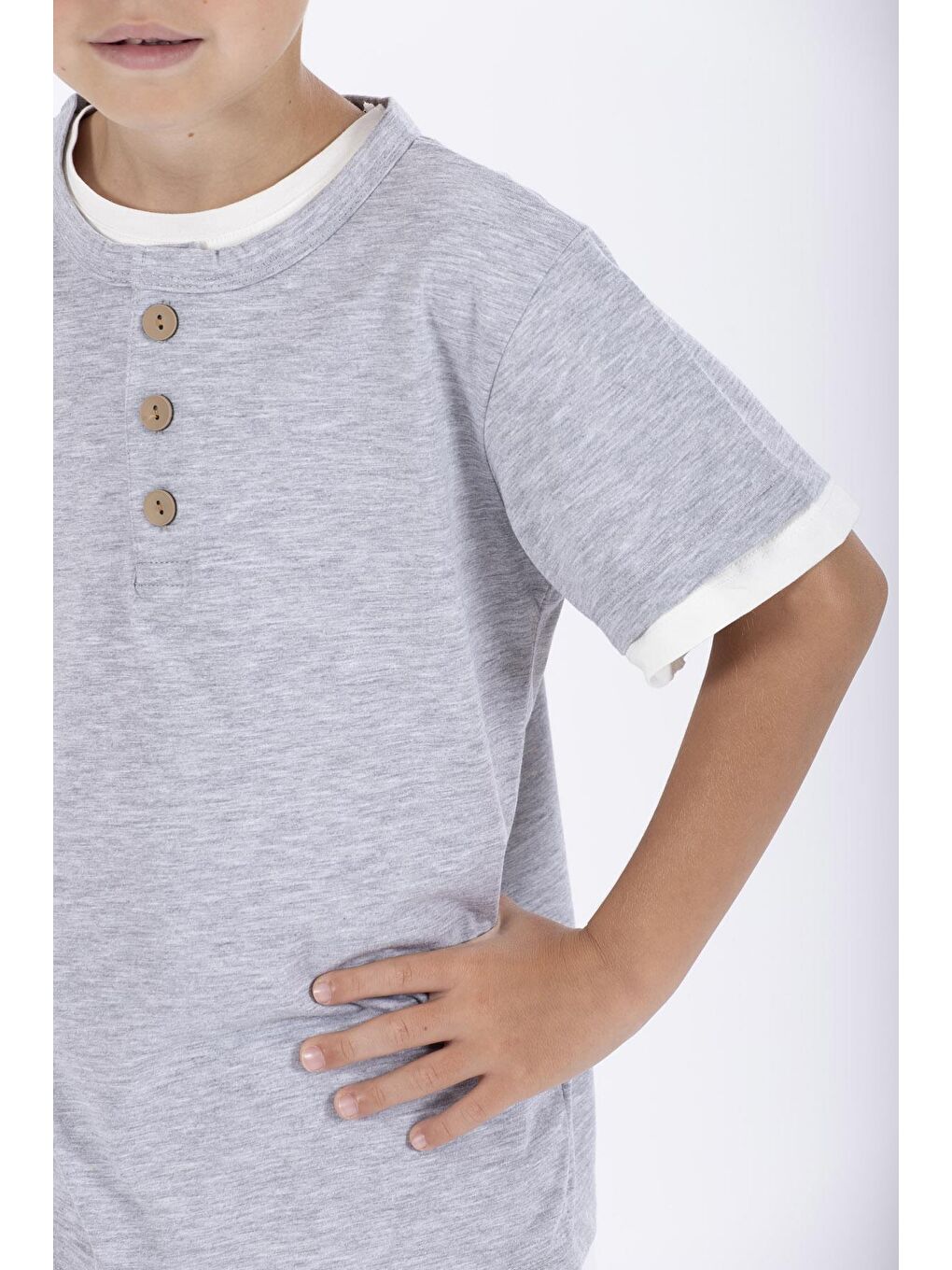 Gri Patlı Düğmeli Erkek Çocuk Tişört-2