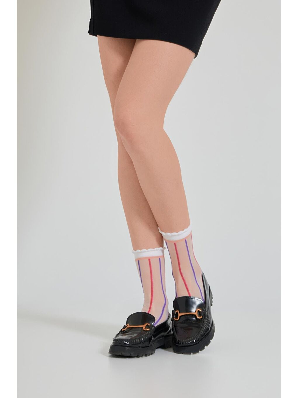 Karışık Kadın Dik Renkli Çizgili İnce Soket Çorap Beyaz-1