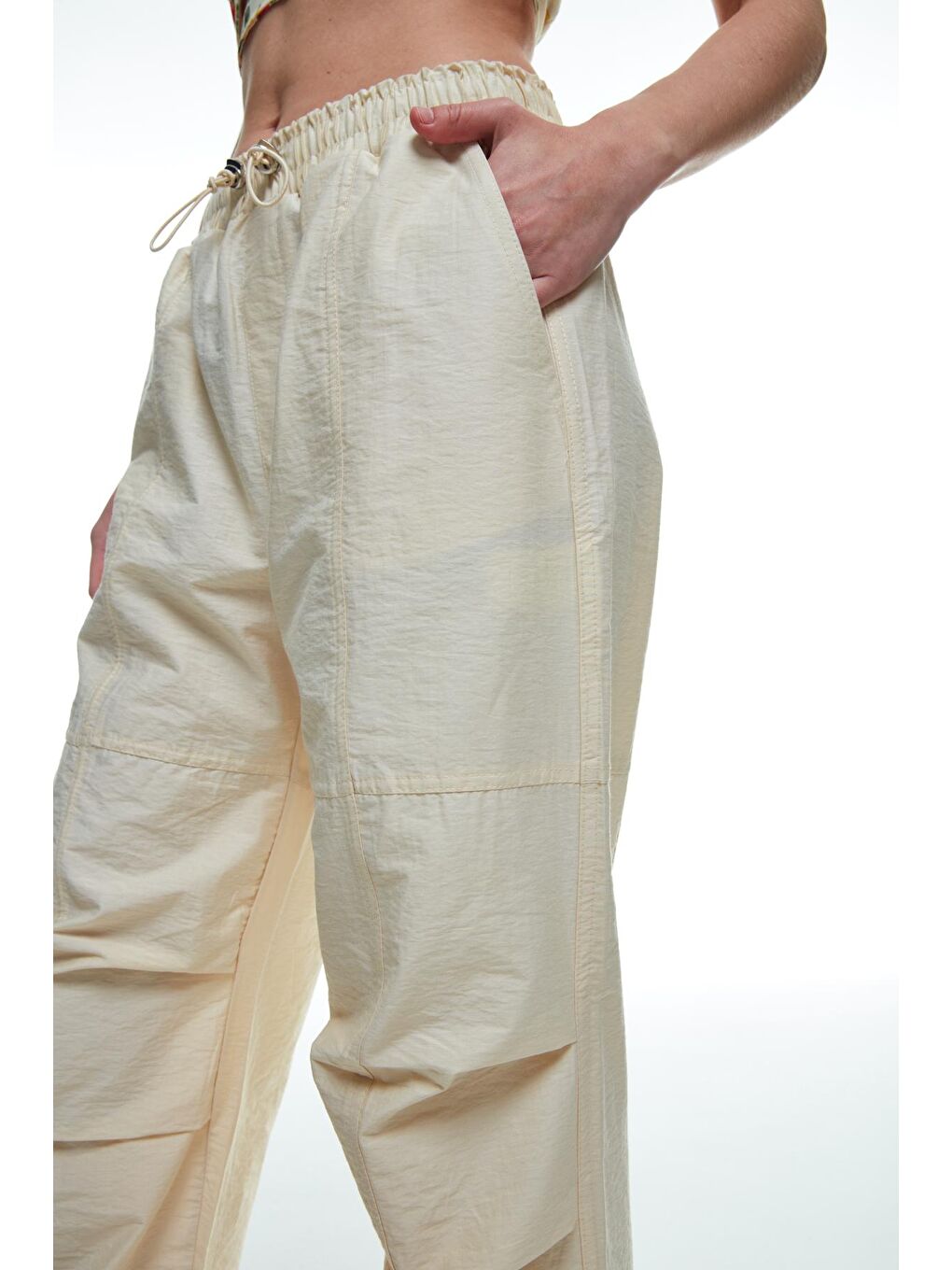 Geniş Paça Paraşüt Pantolon Bej-3