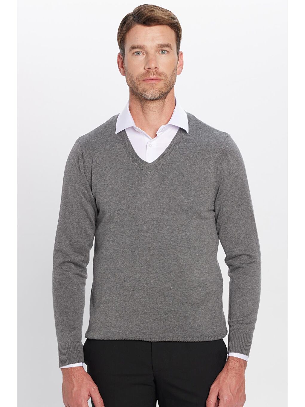 Erkek Standart Fit Normal Kesim V Yaka Pamuklu Gri Triko Kazak-1