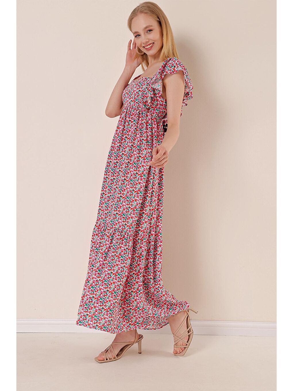 Kadın Turuncu Kare Yaka Kolları Fırfırlı Desenli Elbise-2