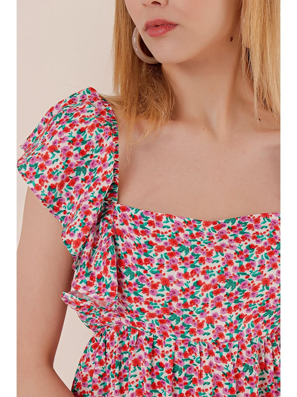 Kadın Turuncu Kare Yaka Kolları Fırfırlı Desenli Elbise-3