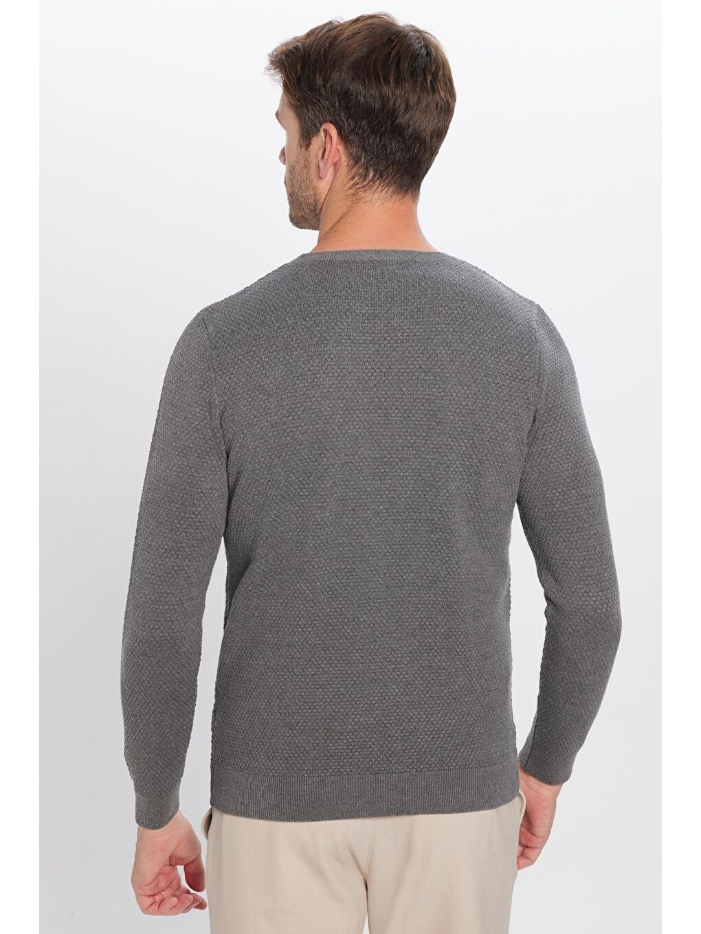Erkek Standart Fit Normal Kesim Bisiklet Yaka Petek Desenli Gri Triko Kazak-4