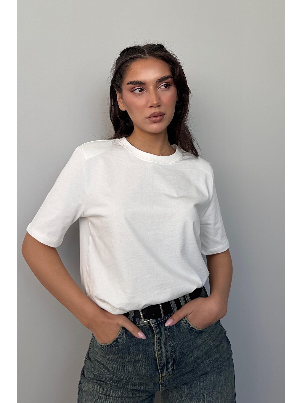 Beyaz %100 Pamuk Vatkalı Oversize Kadın T-shirt Mg2442-1