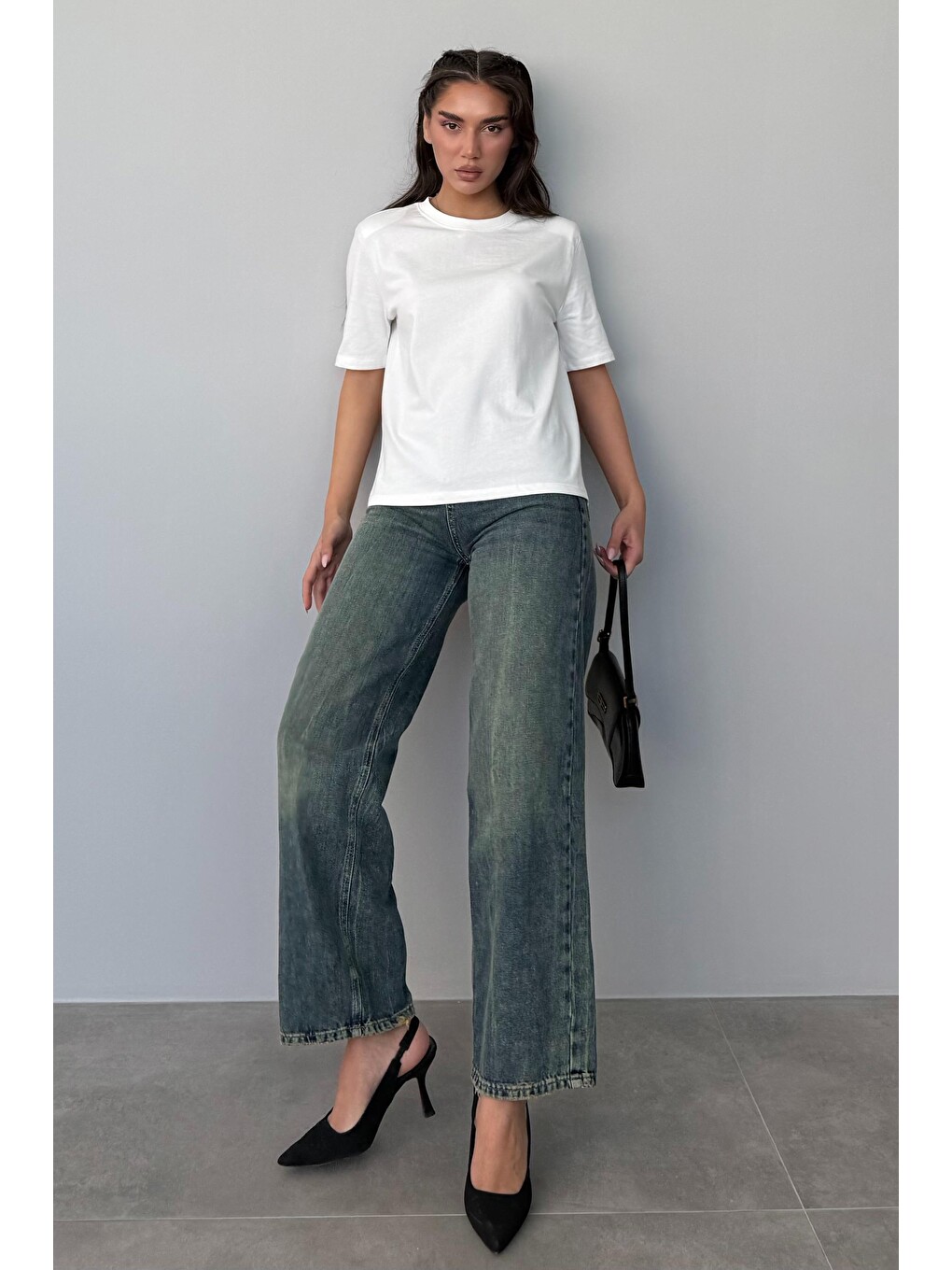 Beyaz %100 Pamuk Vatkalı Oversize Kadın T-shirt Mg2442-2