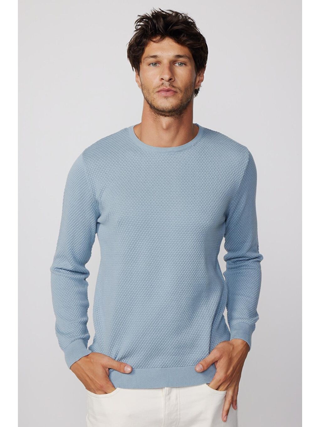 Erkek Standart Fit Normal Kesim Bisiklet Yaka Petek Desenli Mavi Triko Kazak