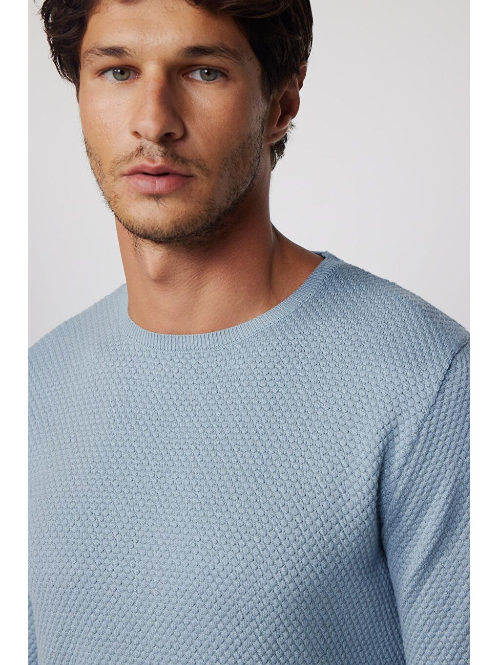 Erkek Standart Fit Normal Kesim Bisiklet Yaka Petek Desenli Mavi Triko Kazak-2