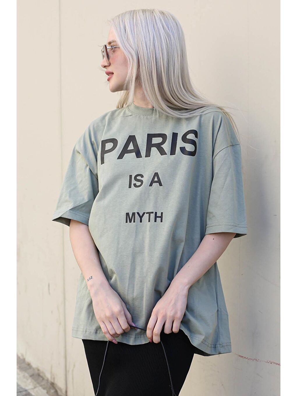 Mint Yeşili Paris Baskılı Kadın Tişört Mg1654