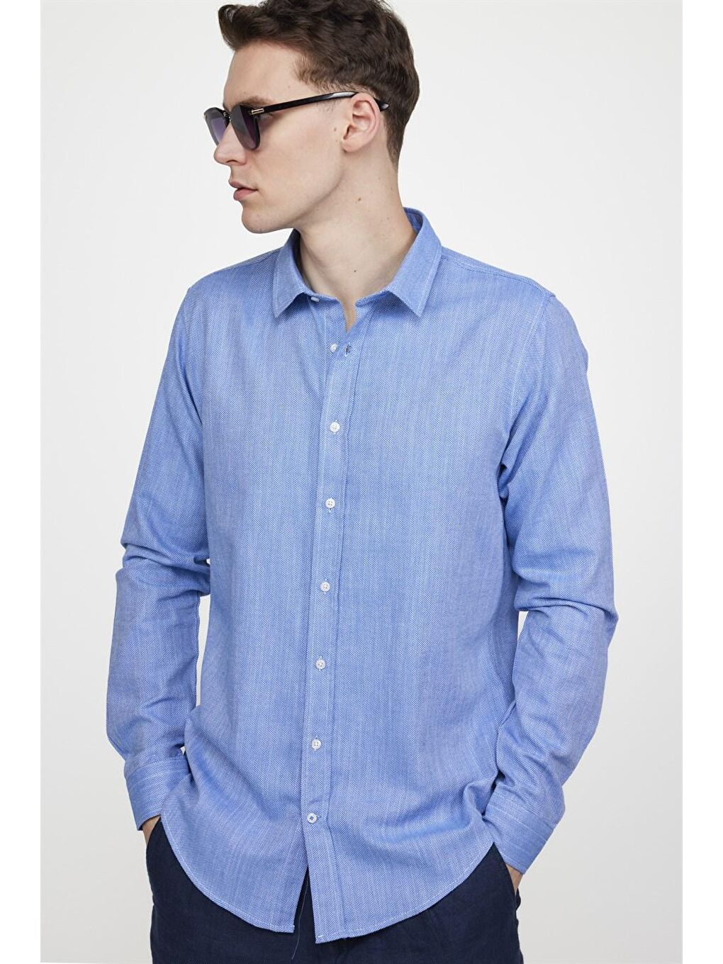 Slim Fit Uzun Kol Keten Efekt Düz Biyeli Mavi Gömlek-1