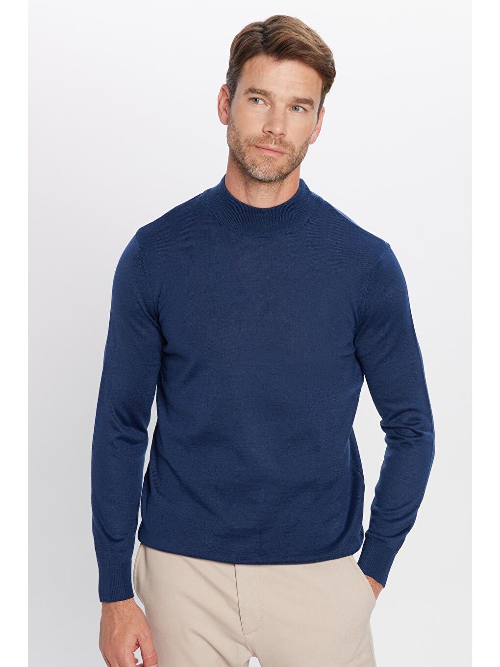 Erkek Standart Fit Normal Kesim Yarım Balıkçı Yaka Düz Lacivert Triko Kazak-2