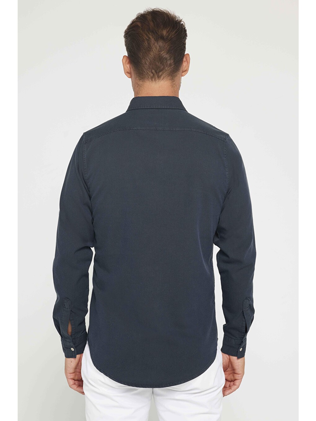 Erkek Slim Fit Uzun Kollu Spor Yaka Yıkamalı Çift Cepli Armürlü Denim Jean Antrasit Gömlek-4