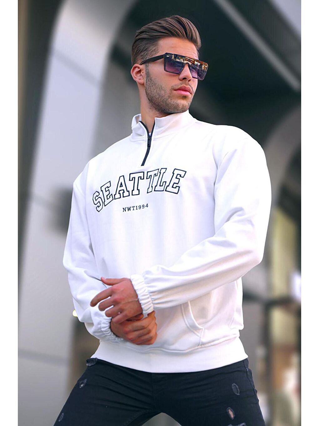 Ekru Fermuar Yakalı Nakışlı Sweatshirt 6026