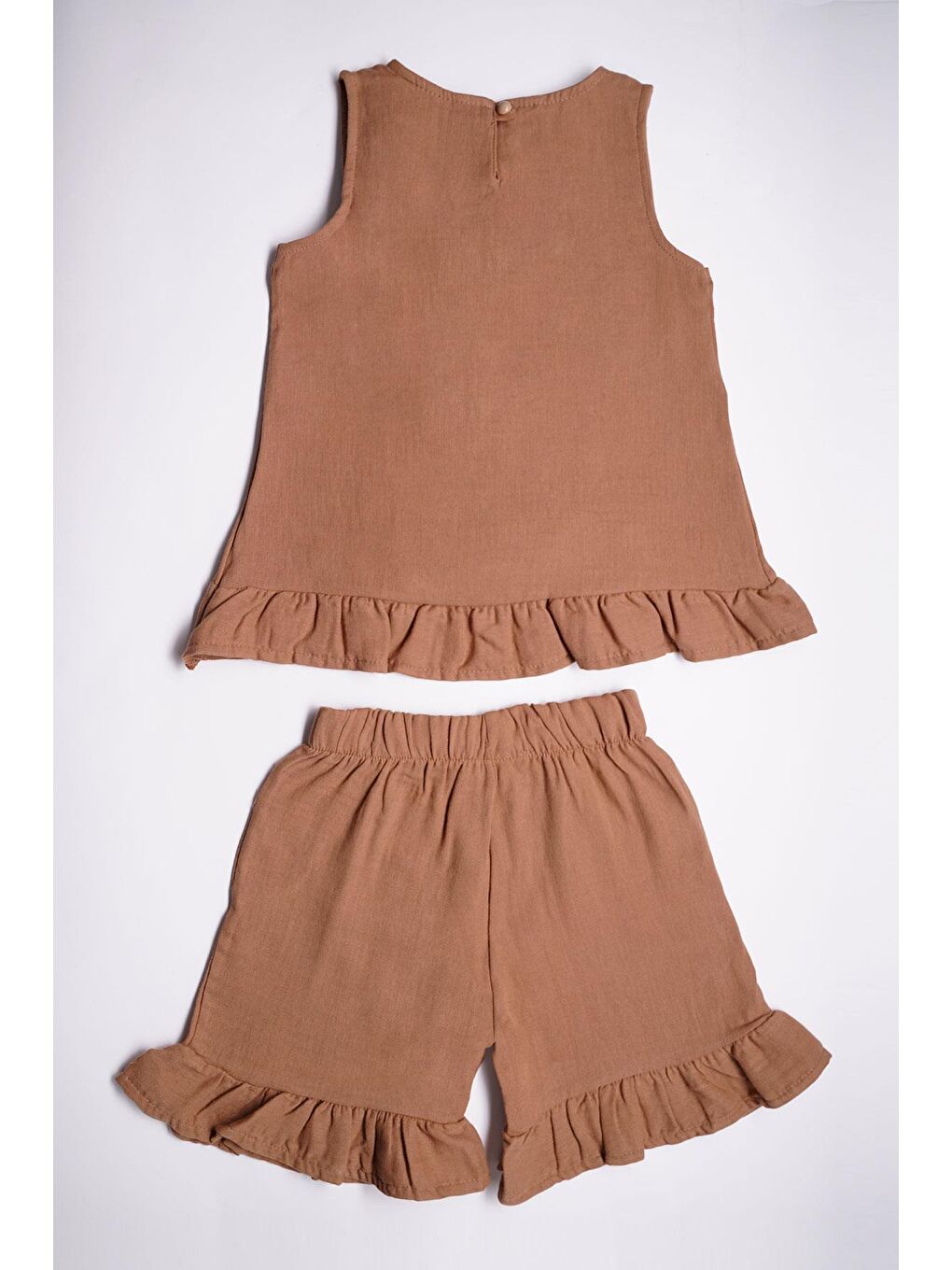 Sıfır Kol Önü Ve Etek Uçları Fırfır Detaylı Kahverengi Renk Kız Çocuk Şortlu Takım-2