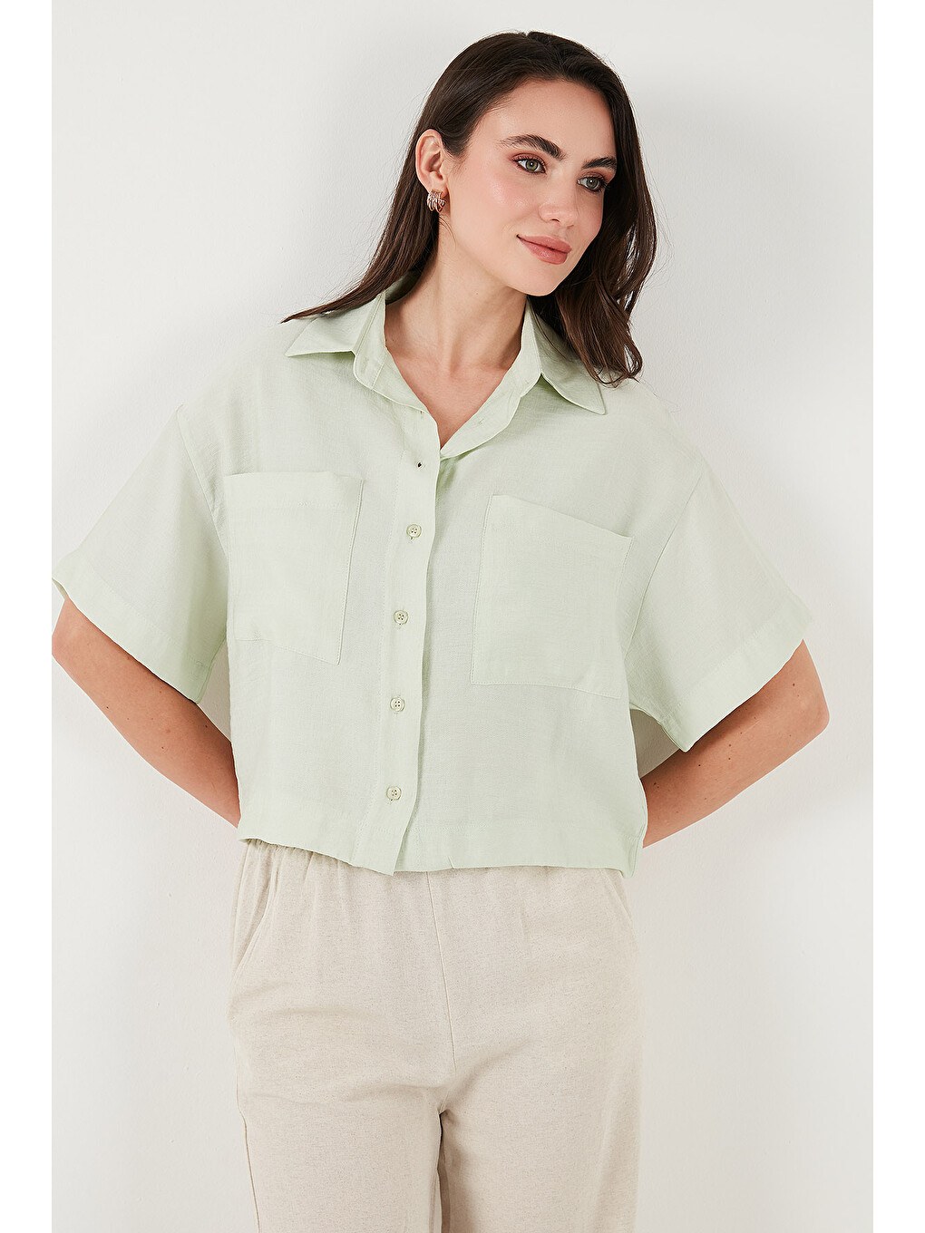 Yeşil Regular Fit Cep Detaylı Kısa Kollu Gömlek 6778568-4