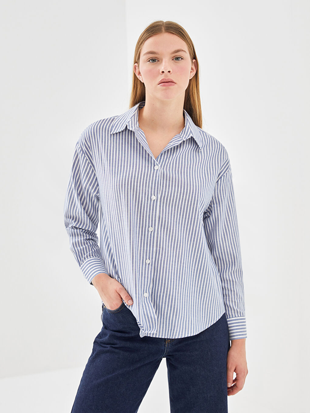 Mavi-Siyah-Beyaz Çizgili İpliği Boyalı Kadın Gömlek