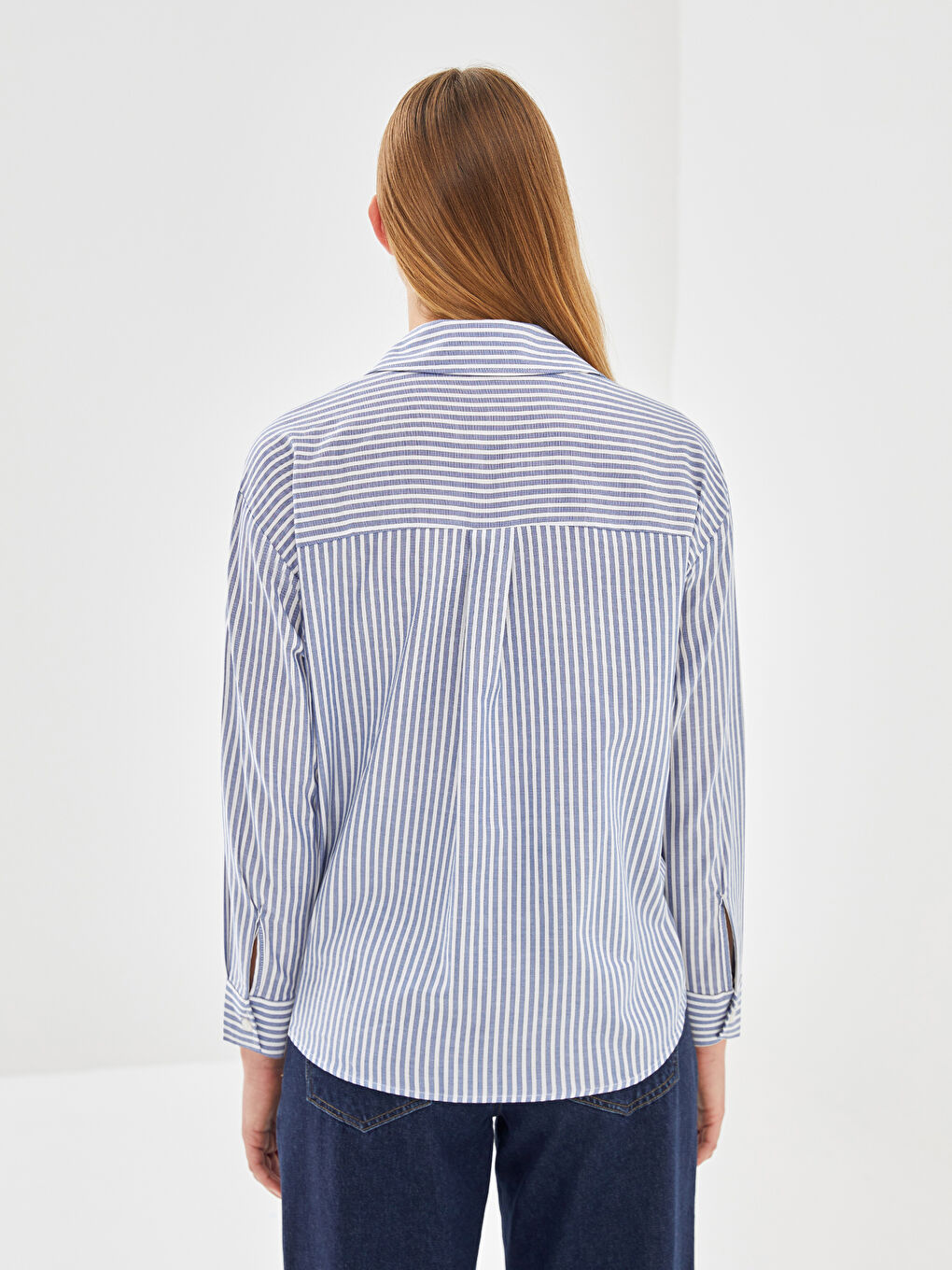 Mavi-Siyah-Beyaz Çizgili İpliği Boyalı Kadın Gömlek-1