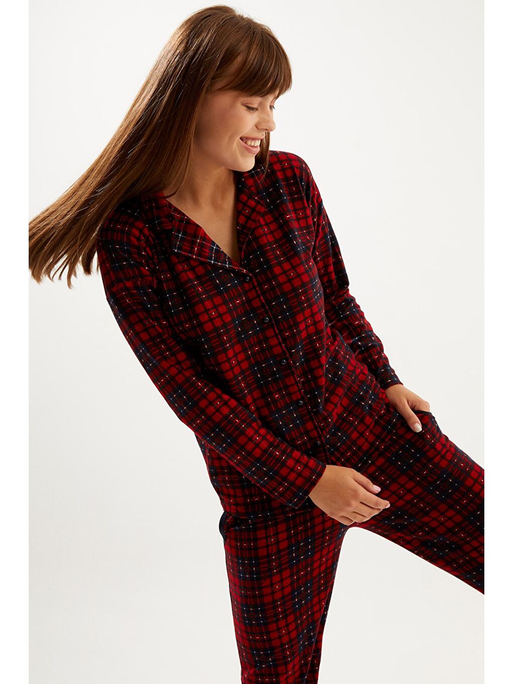 Kırmızı Siyah Ekose Süet Düğmeli Bebe Yaka Uzun Kol Uzun Alt Pijama Takım-2