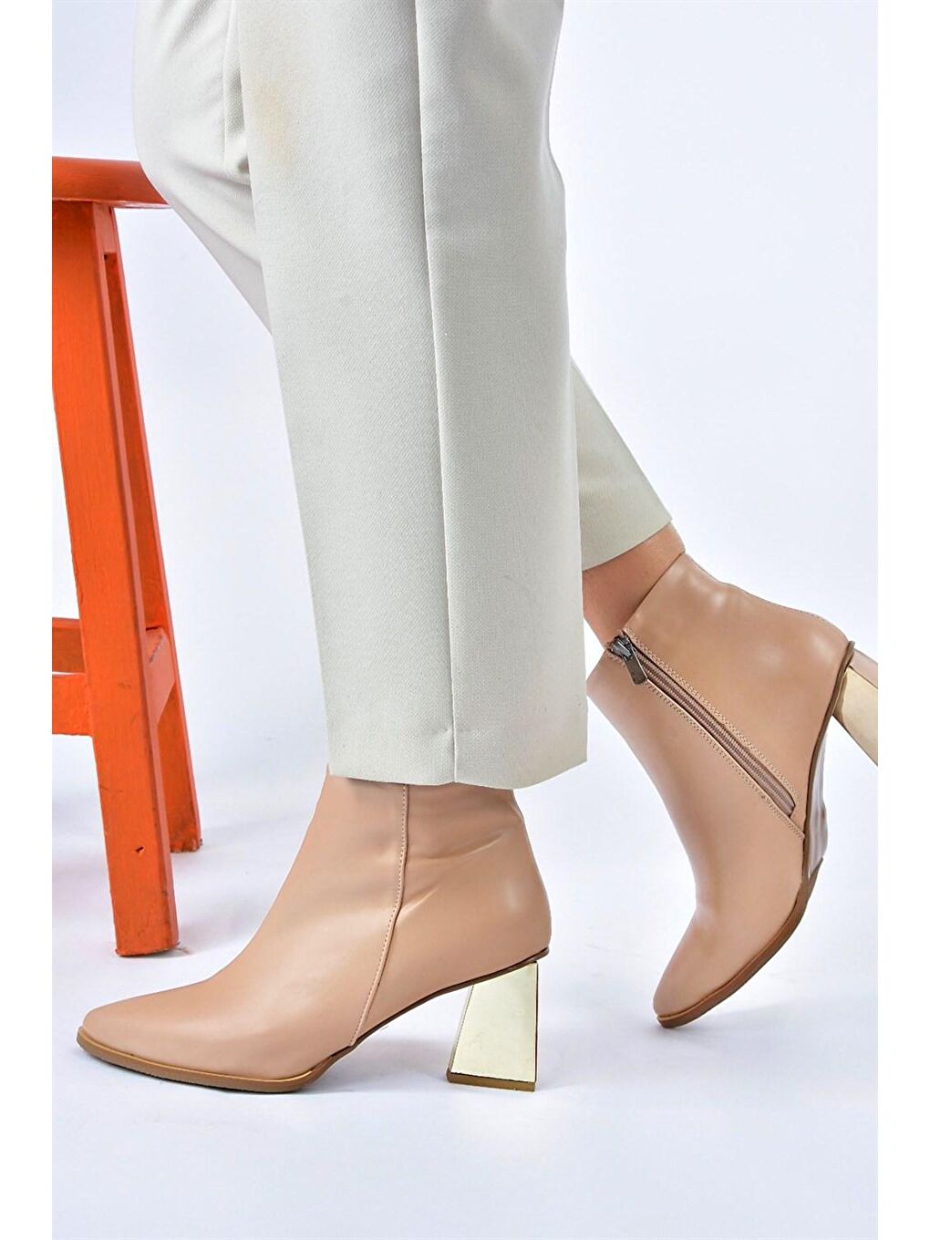 Bej L8202003 Ten Kadın Bot