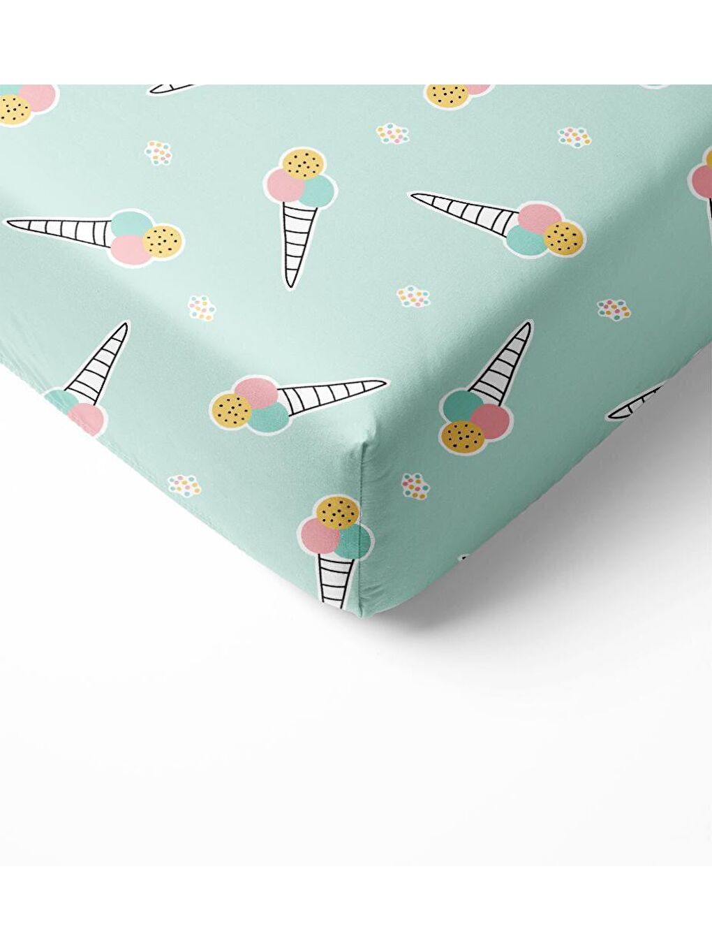 Karışık Külah Desen Baskılı Bebek Boy Lastikli Çarşaf Seti 60x120 cm-1