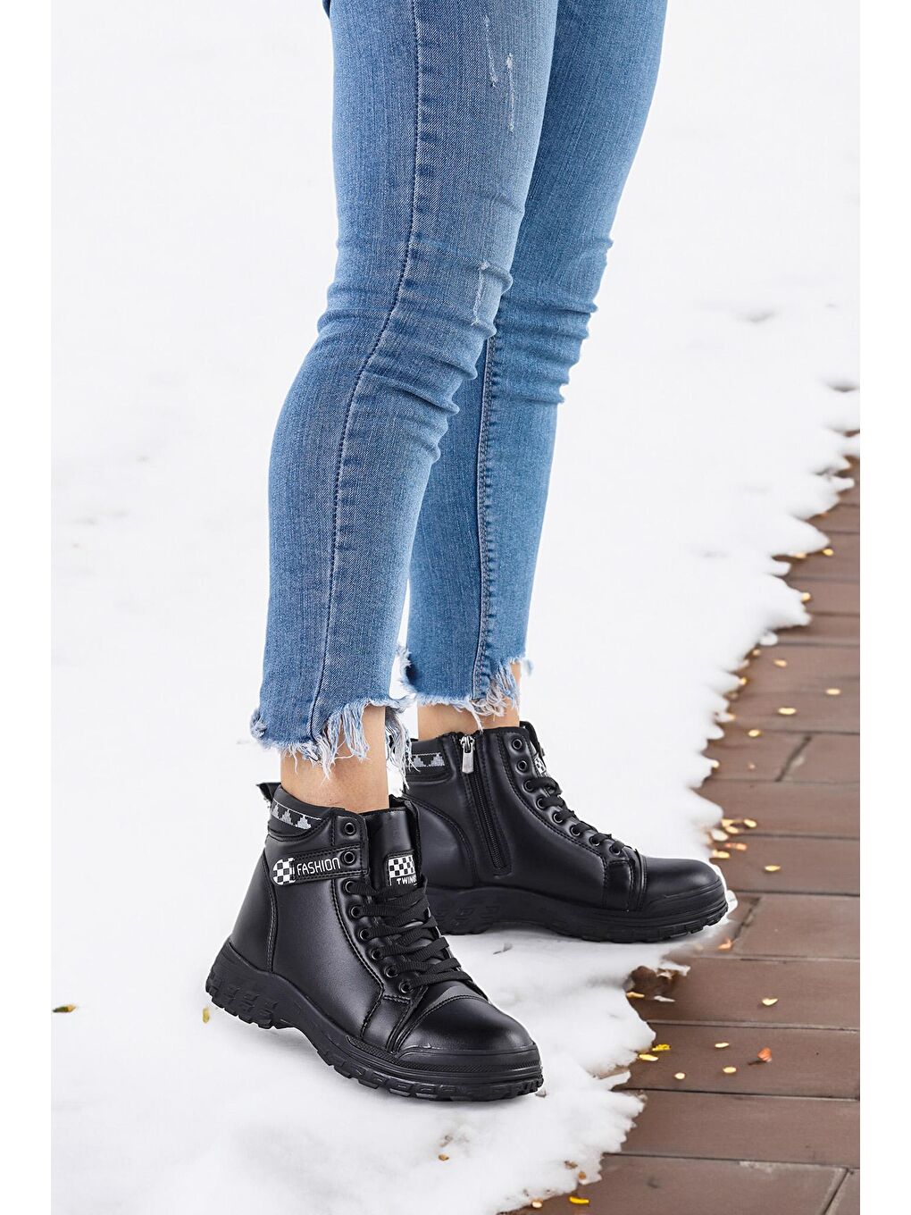 Siyah Termo Taban Kadın Bot Ayakkabı Twg 7126 Nova