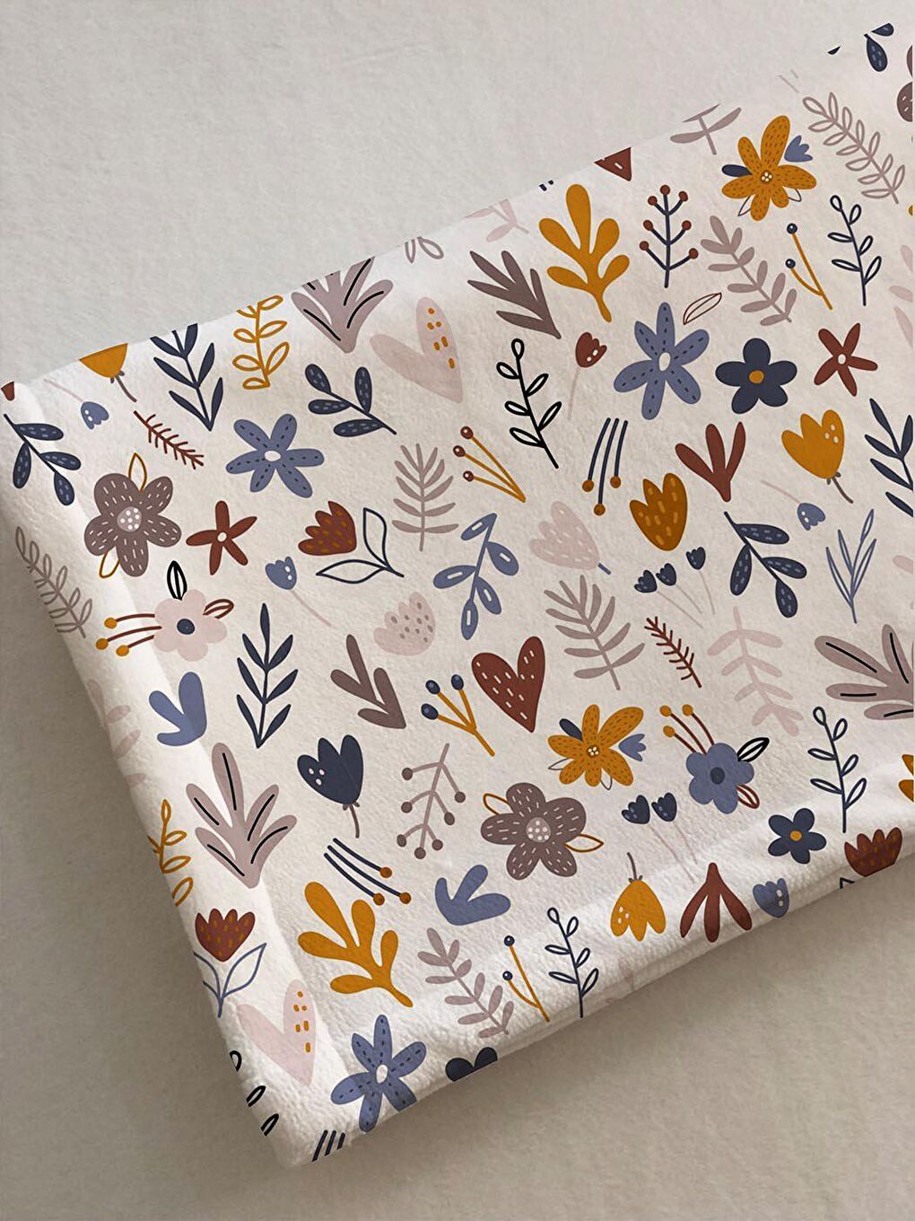 Karışık Çiçek Desenli Soft Baskılı Tek Kişilik 150x220 Cm Battaniye - Beyaz-2