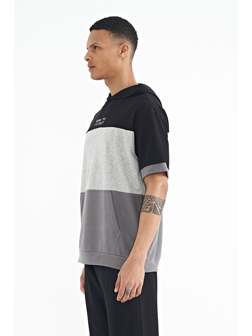 TOMMYLIFE Koyu Gri Kapüşonlu Baskı Detaylı Oversize Erkek T-shirt - 88191 - 3