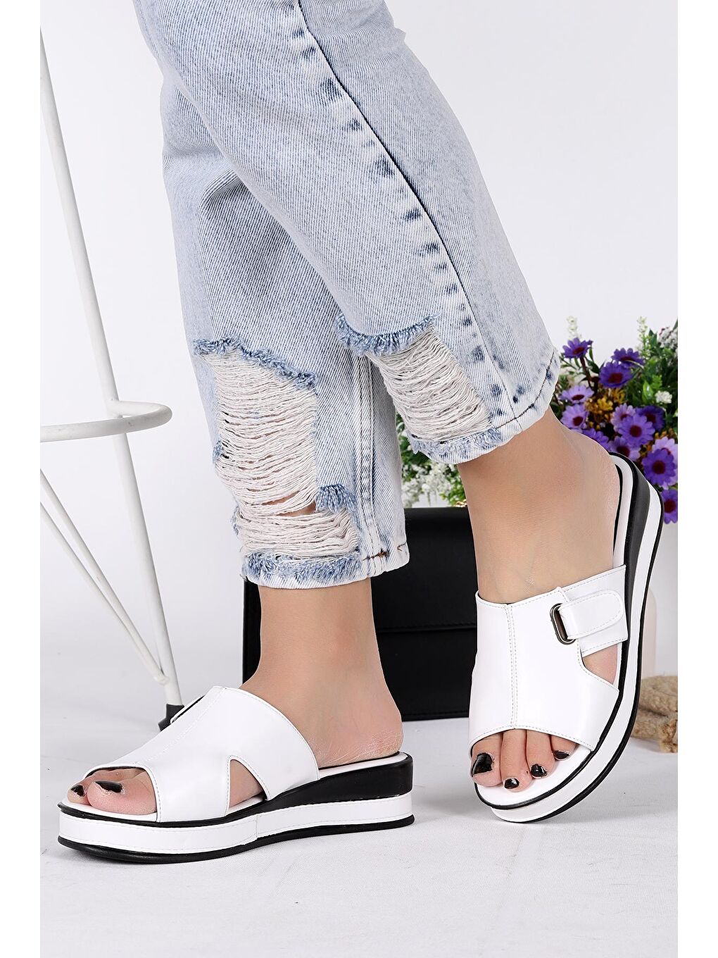 Beyaz Cırtlı Günlük Kadın Terlik Plt 164-1