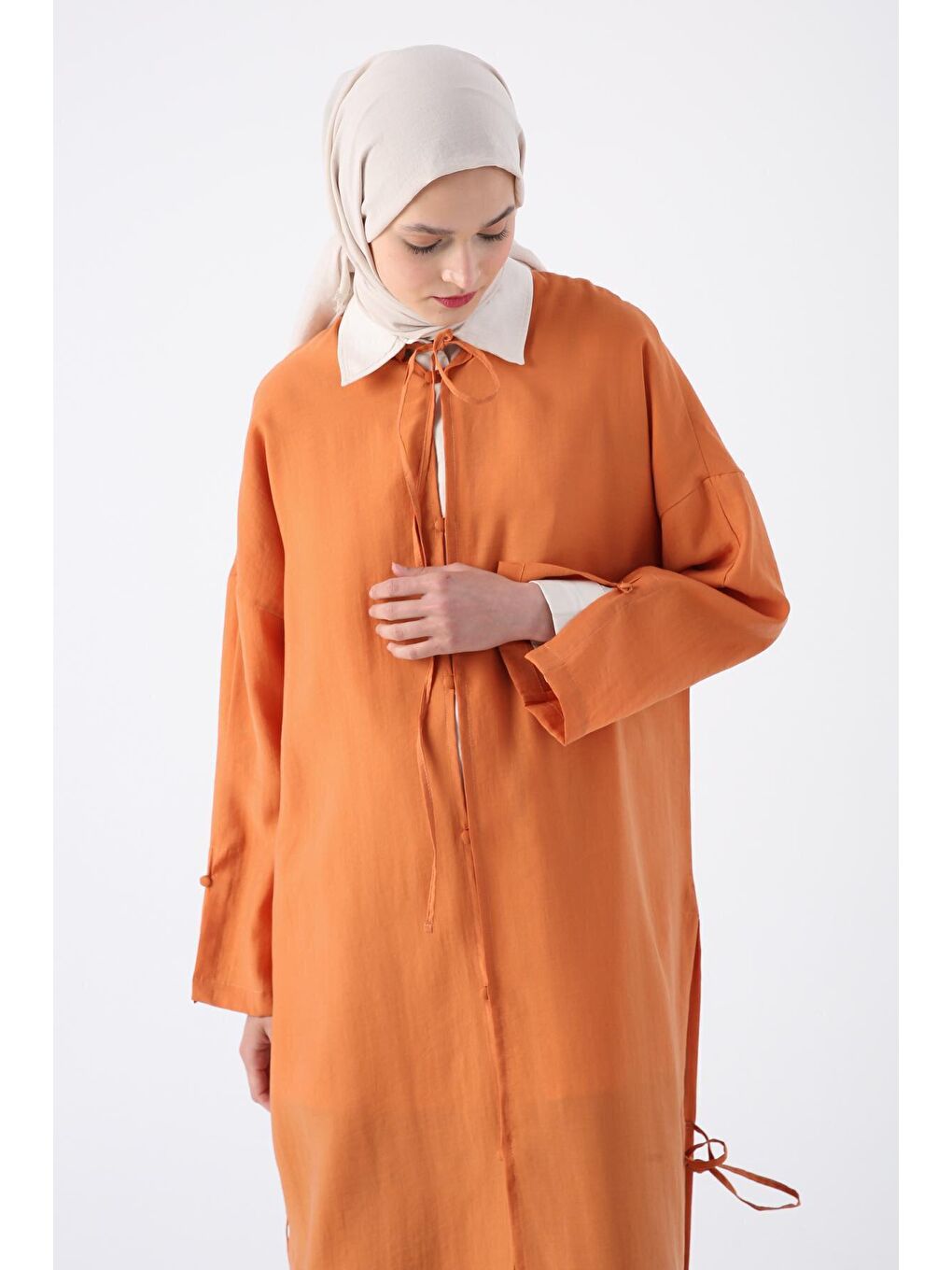 Kahverengi Tarçın Hakim Yaka Bağcıklı Yanları Yırtmaçlı Yazlık Ferace-3