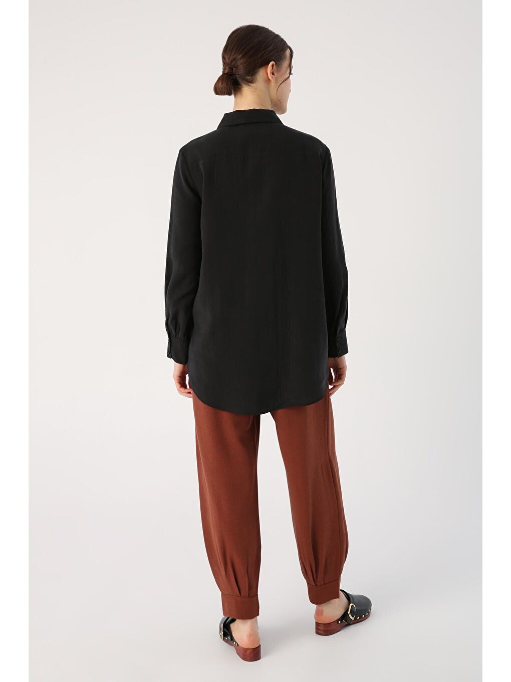Siyah Sivri Yaka Gömlek Tunik-3