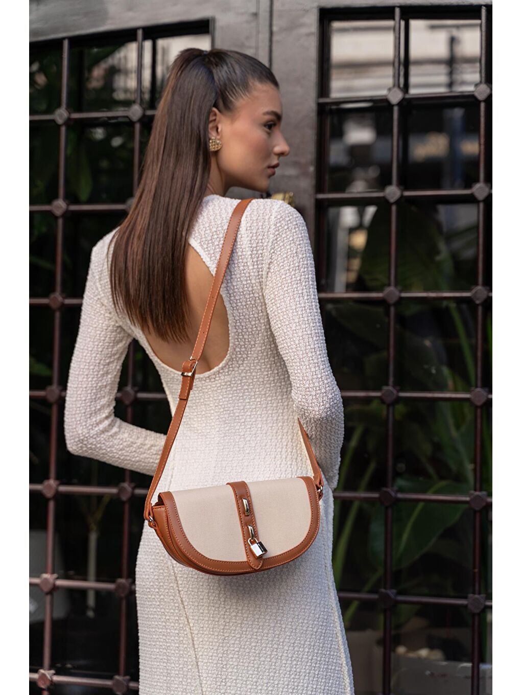 Diva Kontrast Tasarım Çapraz Askılı Kadın Çanta - Bej-2