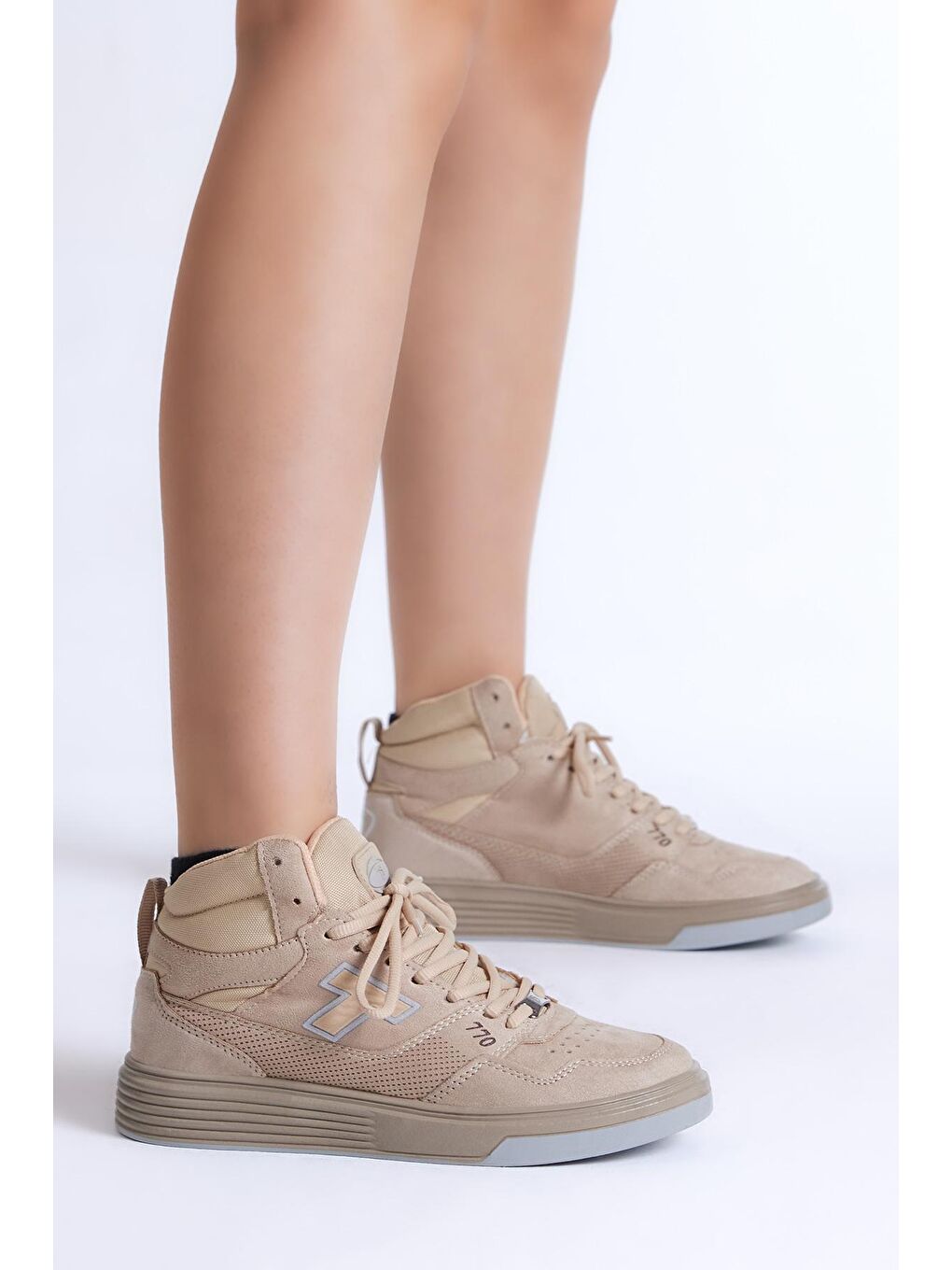 Unisex Bej Rahat Kalıp Poli Taban Bağcıklı Uzun Sneaker-1