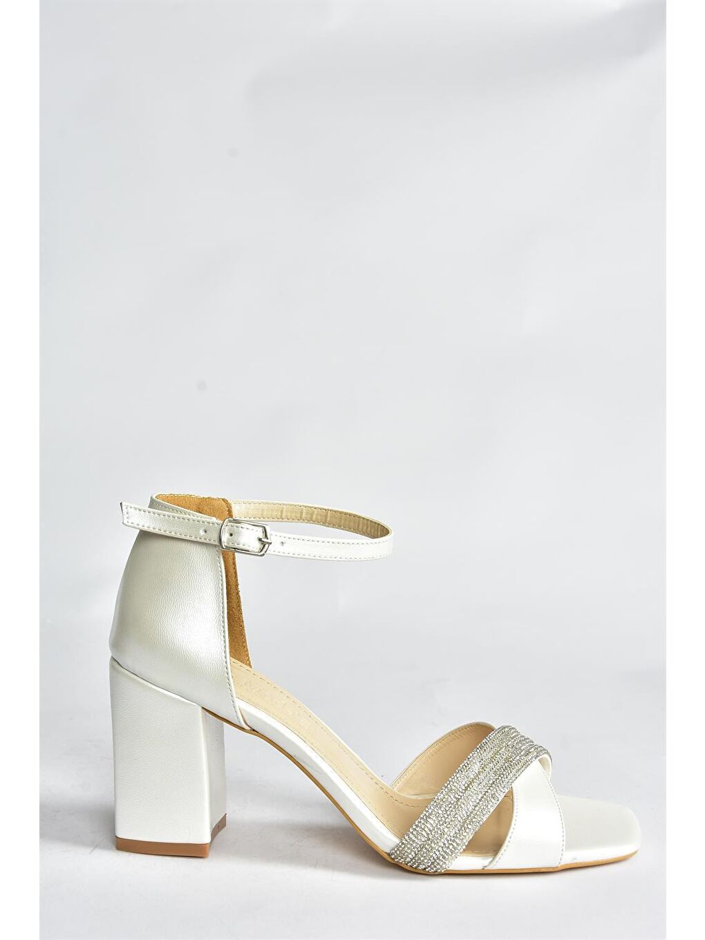 Ekru Sedef Taşlı Kalın Topuklu Kadın Abiye Ayakkabı P820006709-4