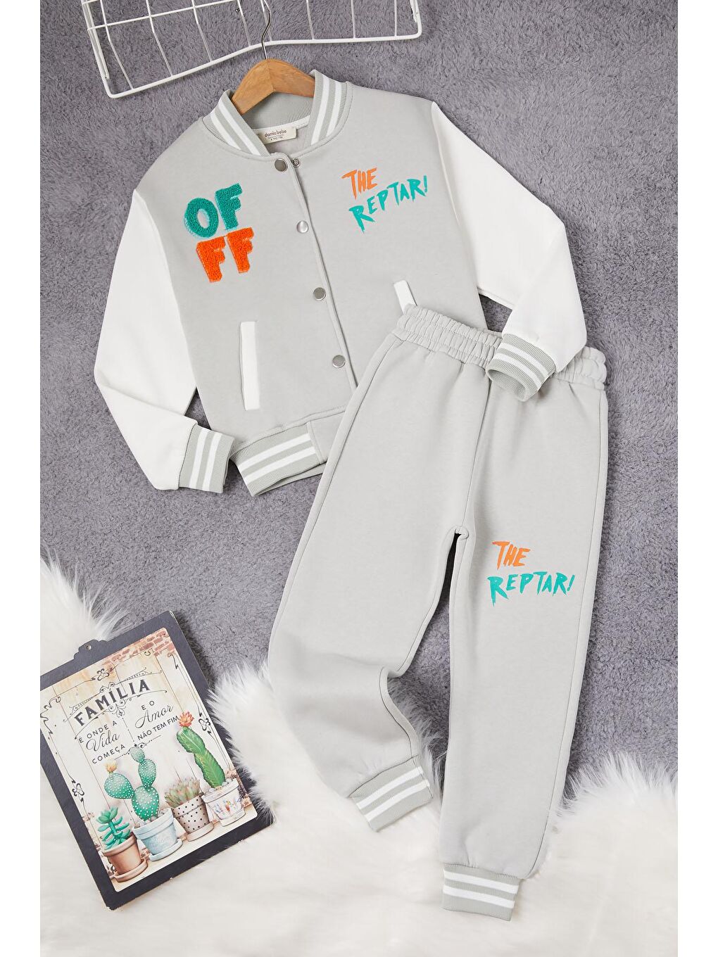 Gri Sırtı Baskılı Şardonlu Erkek Çocuk Kolej Eşofman Takımı 17098