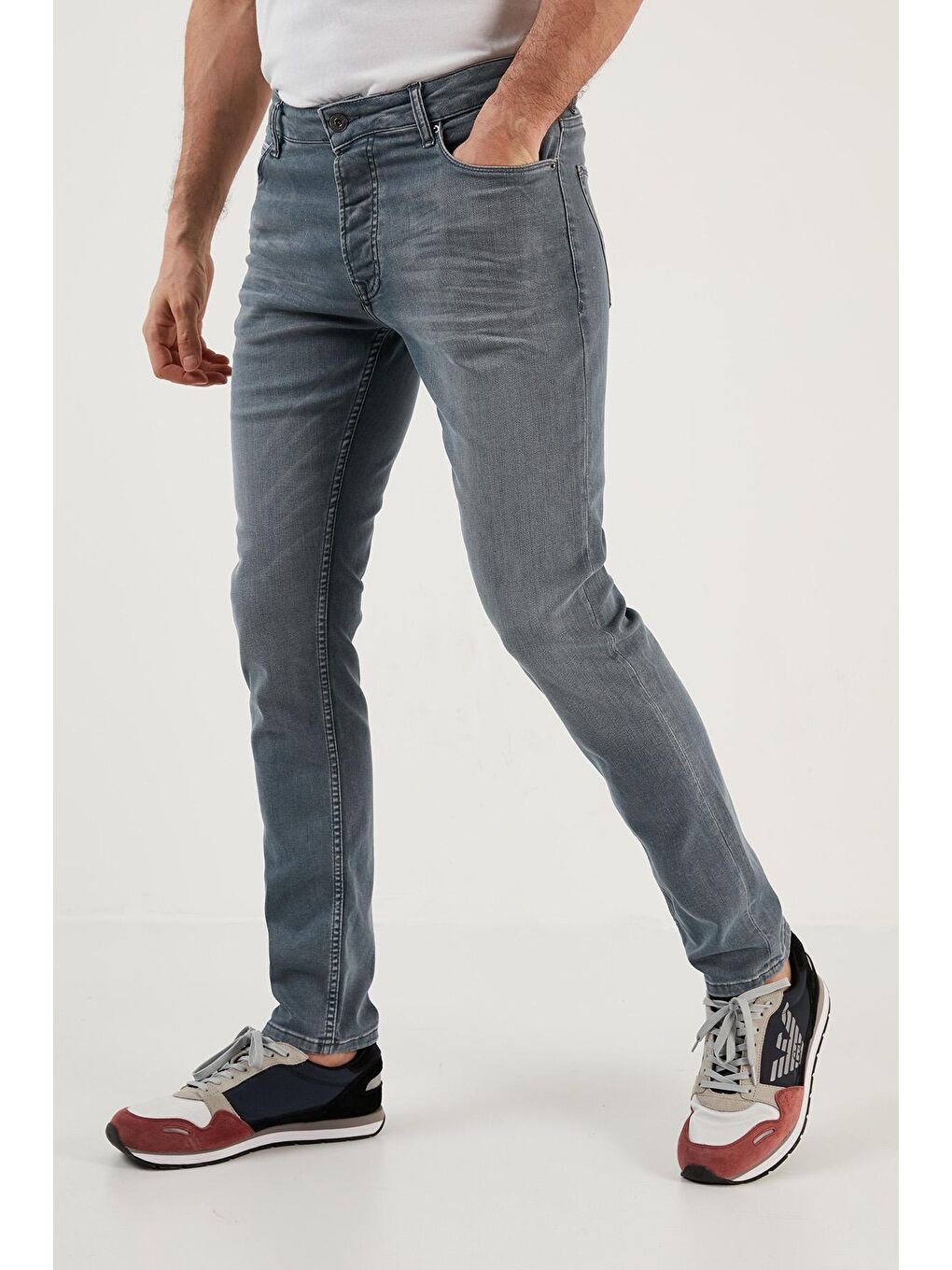 Mavi Pamuklu Normal Bel Slim Fit Dar Paça Jeans  1117M10NAPOLI-2