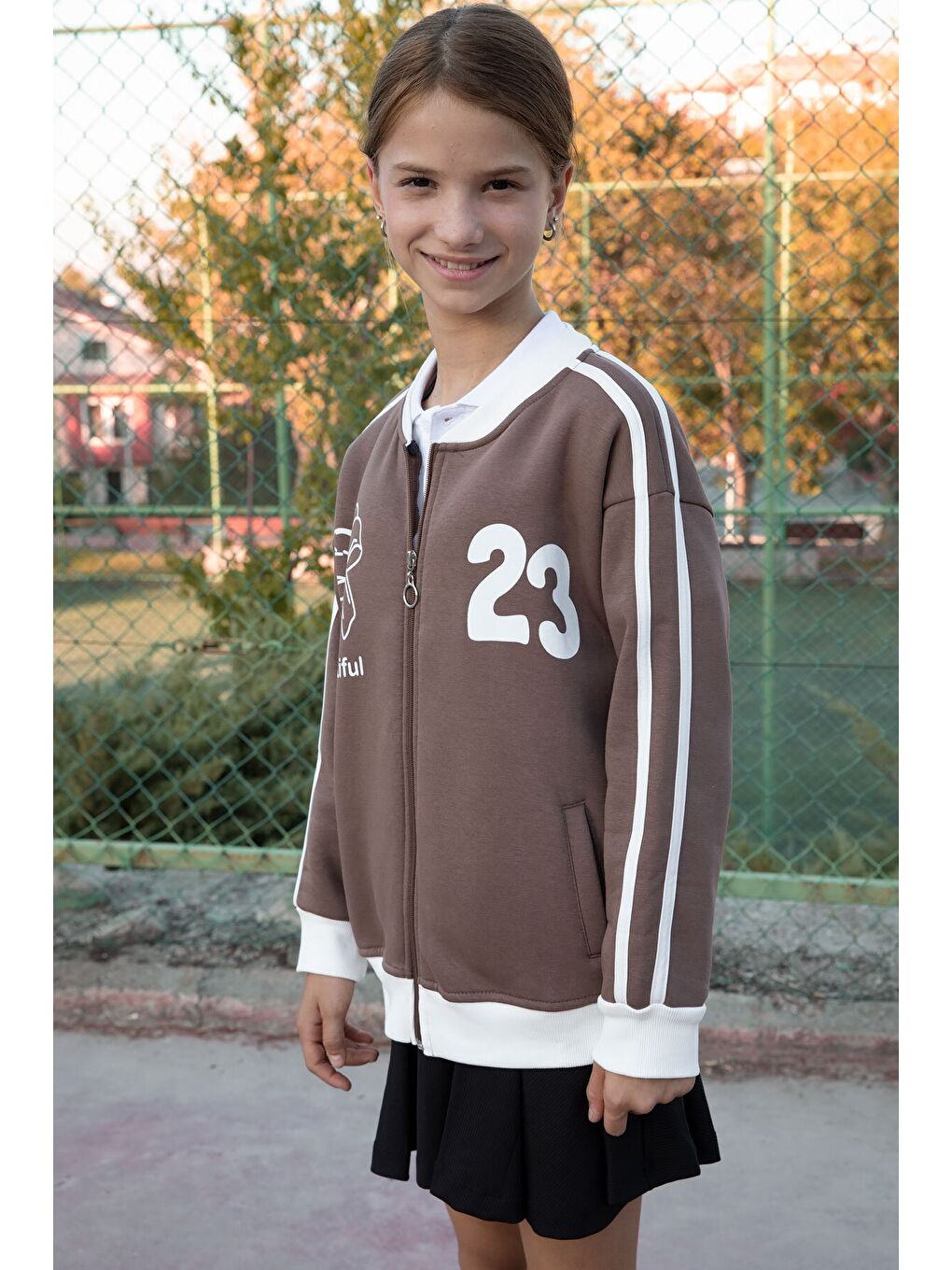 Kahverengi Beautifull Yazılı Kolu Şeritli Kız Çocuk Kolej Hırka 21193-4