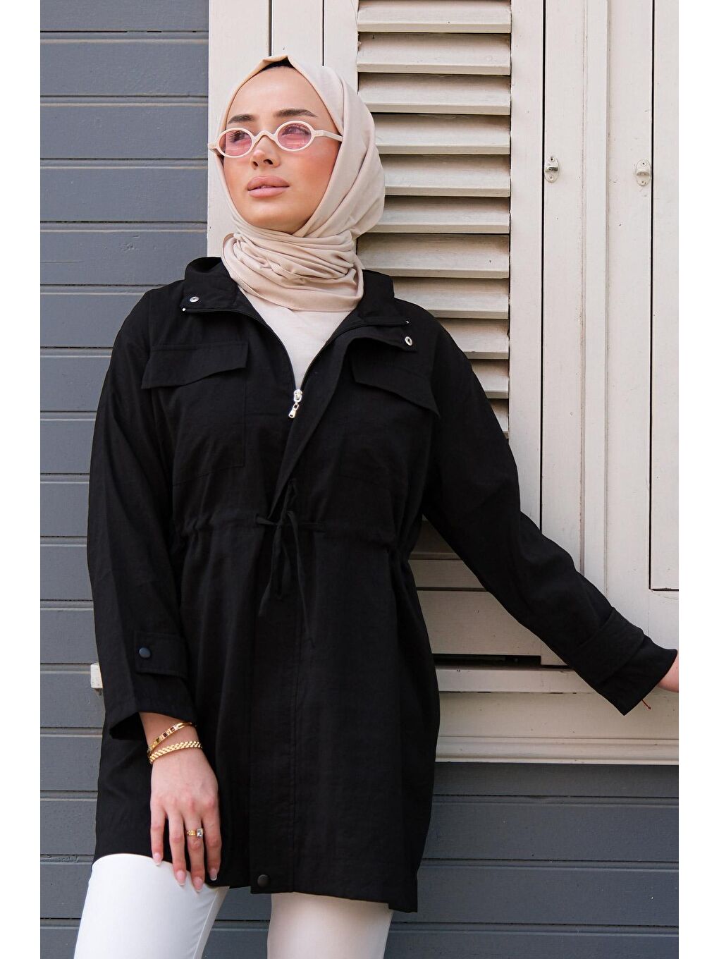 Çift Cep Bel Bağlamalı Ceket Siyah-1