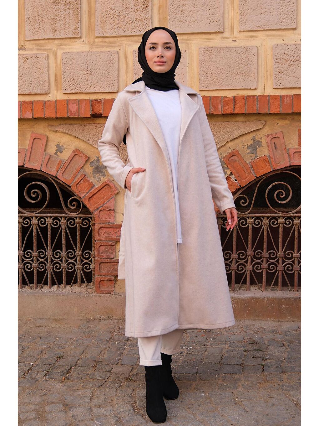 Ekru Bel Bağlamalı Çift Cepli Kaban Krem-3