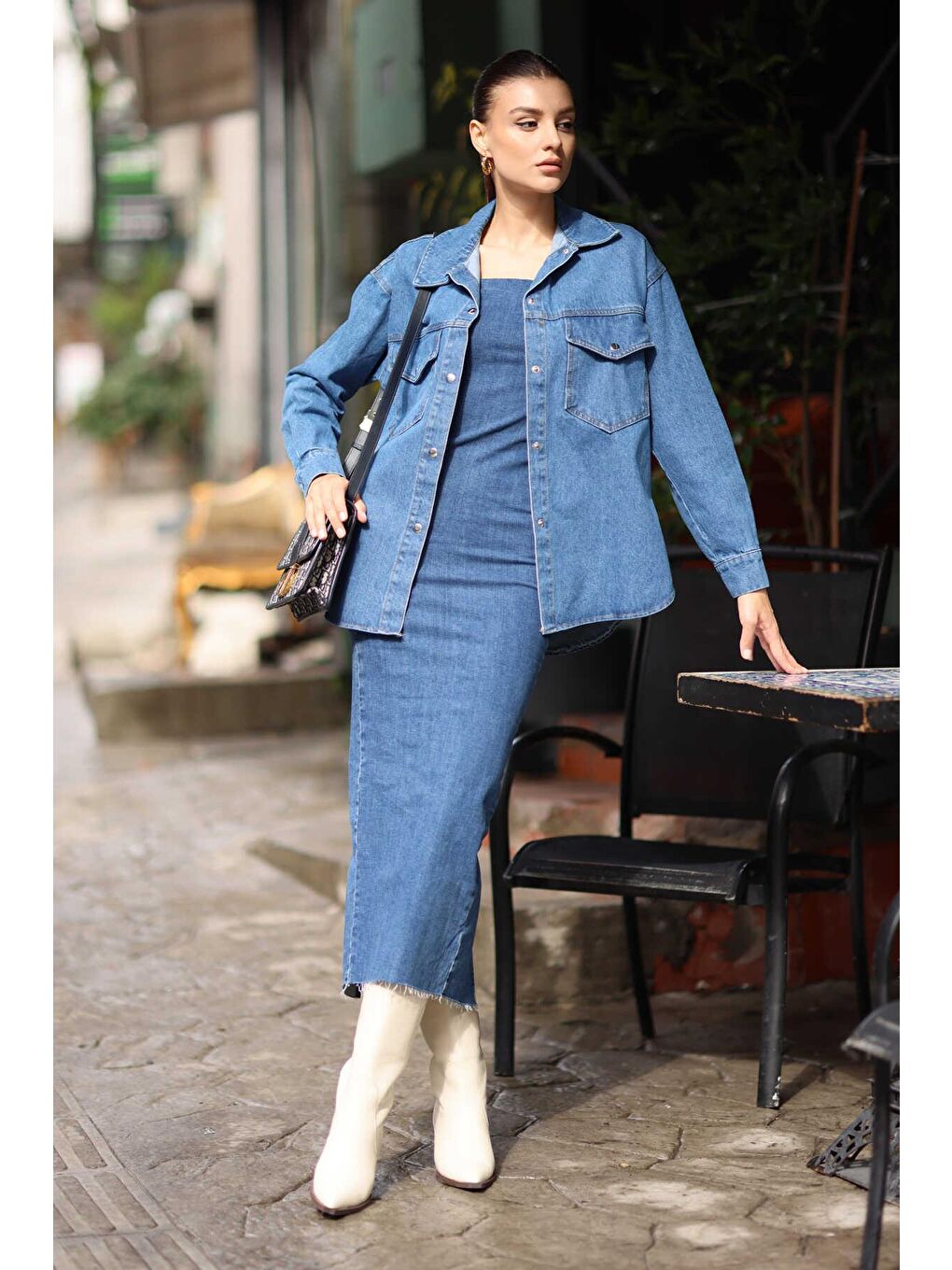 Kadın Mavi Çıtçıt Düğmeli Çift Cepli Denim Ceket