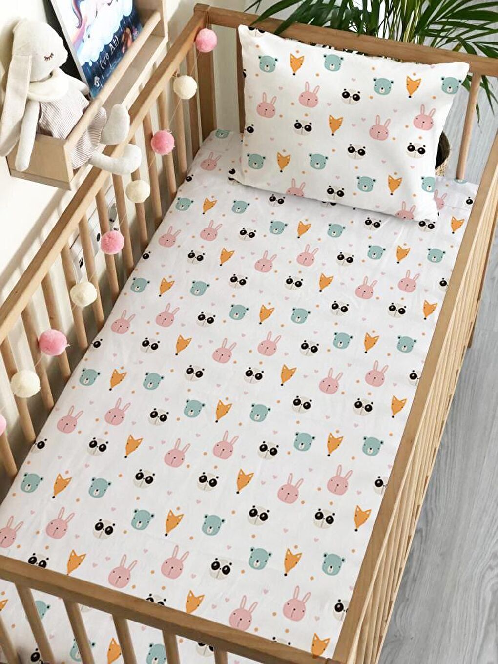 Karışık Tavşan Ayı Desen Baskılı Bebek Boy Lastikli Çarşaf Seti 60x120 cm