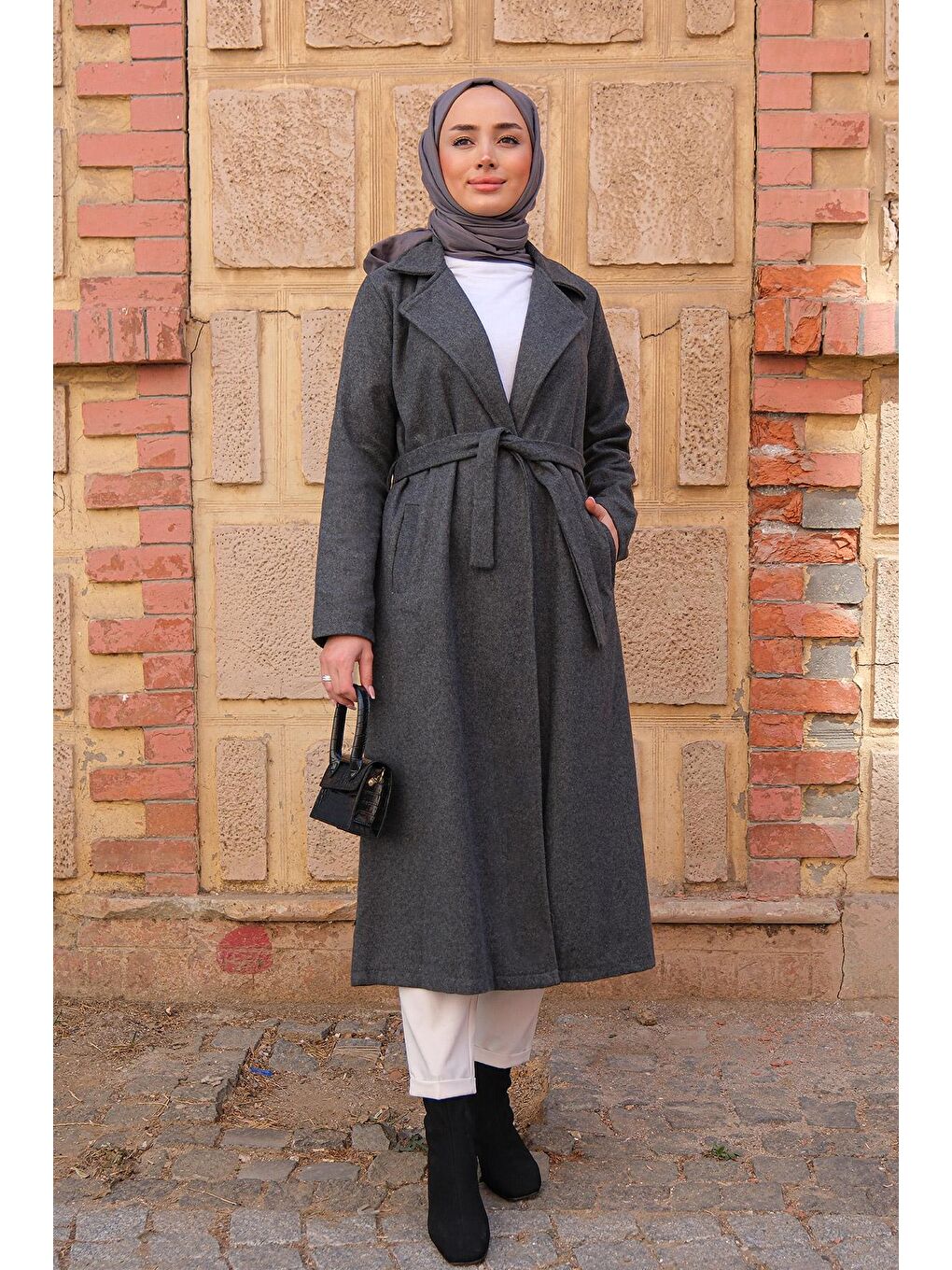 Bel Bağlamalı Çift Cepli Kaban Gri