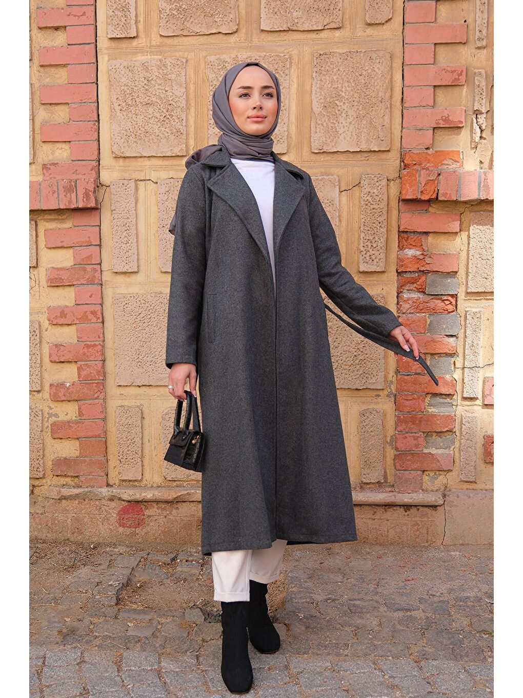 Bel Bağlamalı Çift Cepli Kaban Gri-3