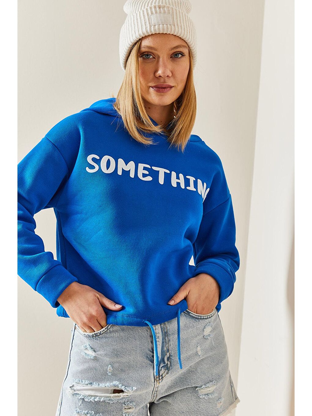 Mavi Kapüşonlü & Yazılı Crop Sweatshirt 4KXK8-47744-12-1