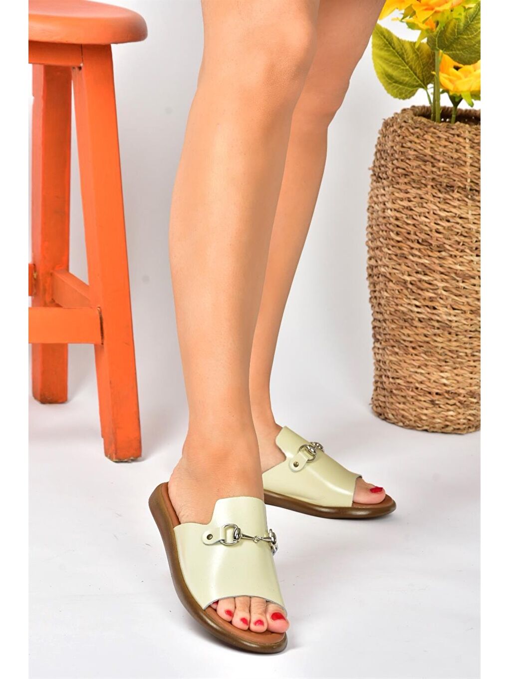 P291009303 Bej Kadın Terlik-2