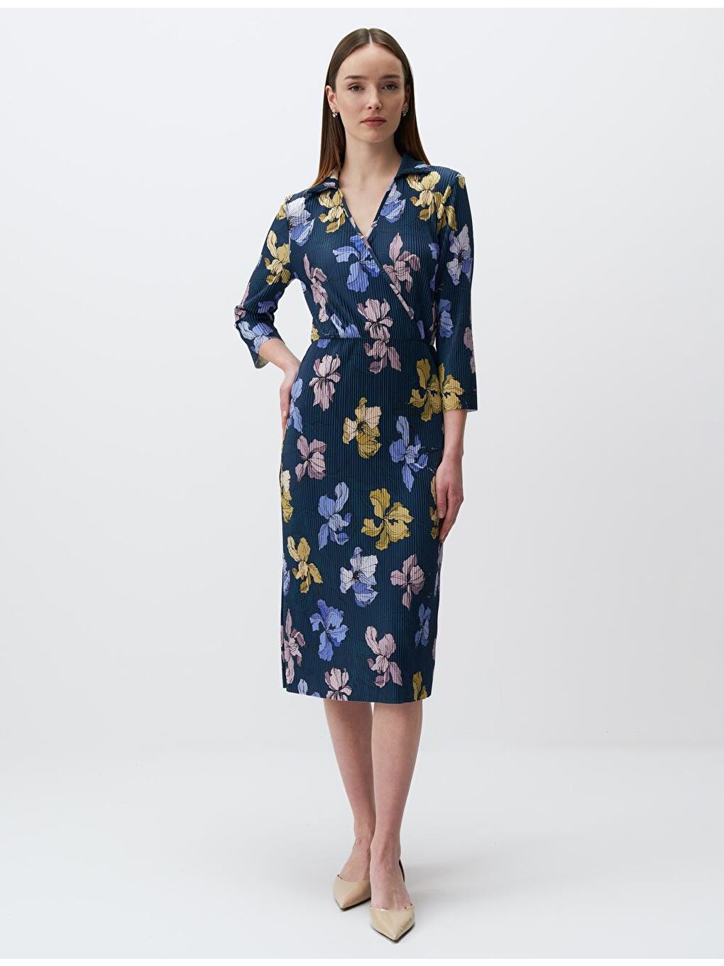 Lacivert Truvakar Kol Desenli Piliseli Midi Elbise-1